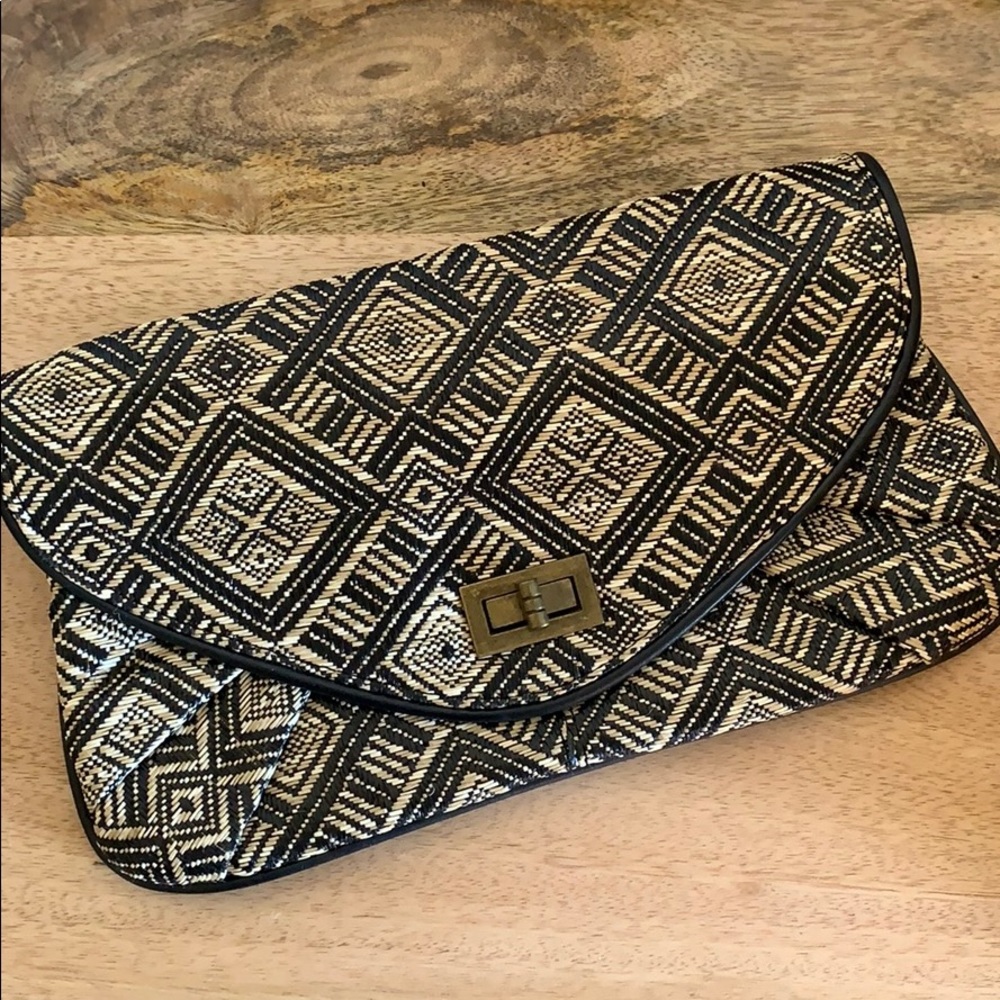 RETRO Boho hippie black & natural woven raffia clutch bag